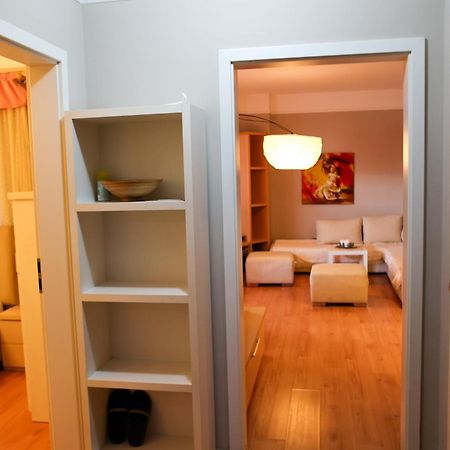 Cherry Apartment Tirana Eksteriør billede