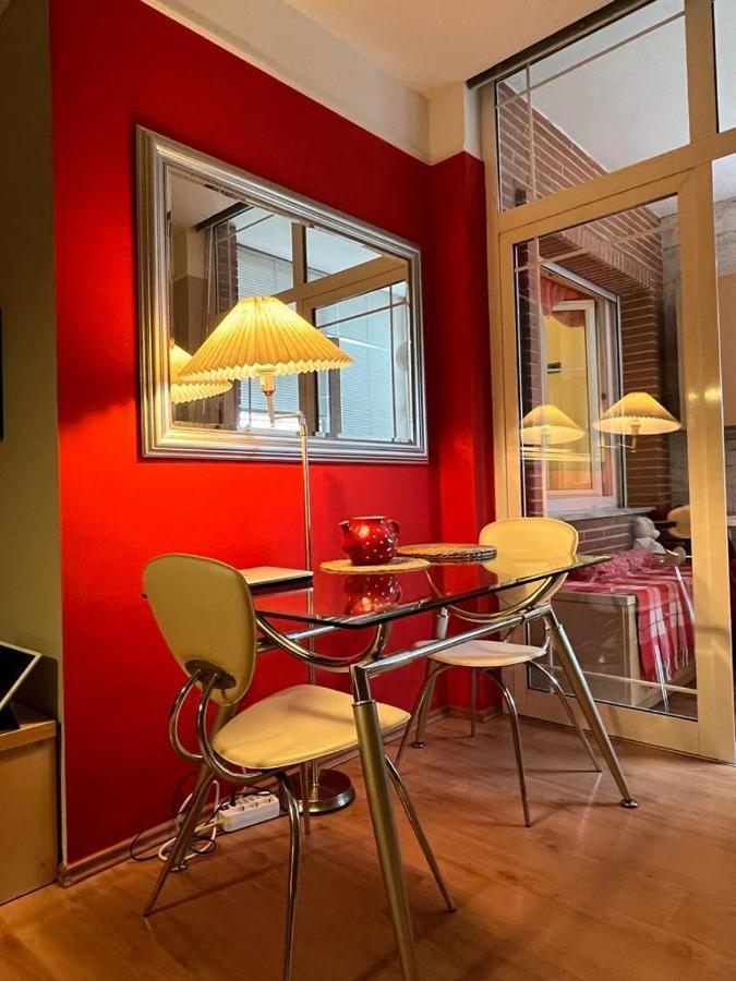 Cherry Apartment Tirana Eksteriør billede