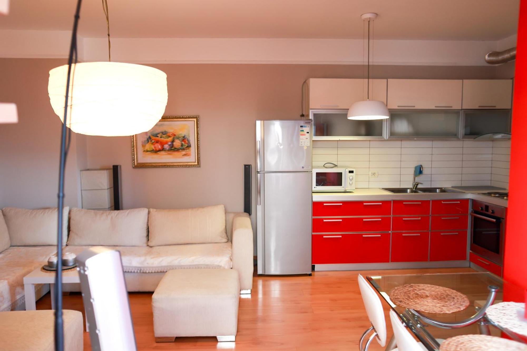 Cherry Apartment Tirana Eksteriør billede